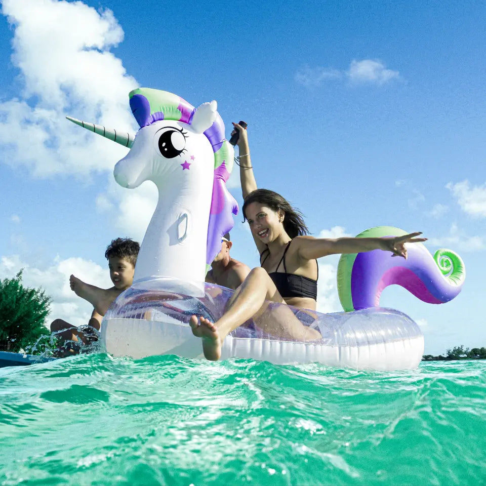 Family sharing a playful LEFEET C1 Fizzyfloat water experience